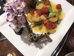 -东来菜馆•手抓海鲜家常菜•海鲜锅贴(鸽子窝店)
