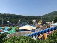 -平湖九龙山乐满地水上乐园