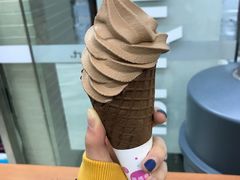 -全家便利店(襄阳南路店)