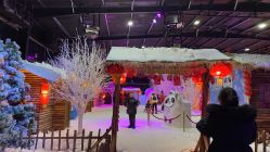 -圣名游乐城冰雪大世界