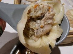 -馋三尺蟹粉小笼(人民广场店)