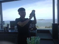 -瑰丽酒店·海吧·天际下午茶·现场DJ·天台酒吧