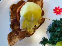 -Common Table · Brunch & Coffee