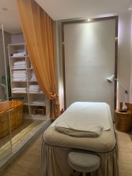 -苑苑vbeauty科技美容SPA