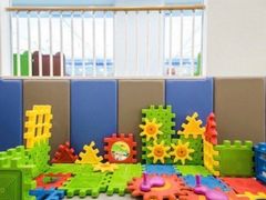 -戊辰亲子游泳俱乐部