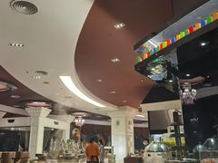 -荣誉国际酒店-云顶旋转餐厅