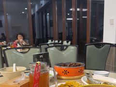 -七的湖·晚芳亭·阳澄湖农家菜·大闸蟹(莲花岛店)