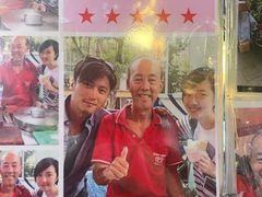 -詹爷爷乌节路街头冰淇淋
