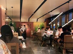 大堂-初蓉丨遇见新川菜(亲贤街荣耀店)