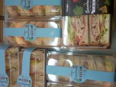 金枪鱼三明治-TOUCH泰奇(南汇南门大街店)