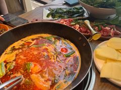 -贵厨酸汤牛肉(小十字店)