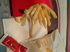 -麦当劳(中二横路店)