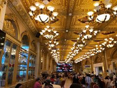 -南洋冠盛酒店(广州天河公园地铁站店)