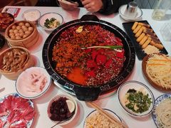 -卤校长老火锅(杨家坪直营店)