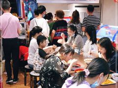 大堂-爆炸头阿姨小四川正宗川味小吃(无任何分店)