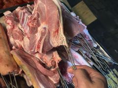 -179甘洛烤猪(总店)