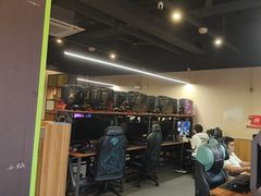 -艾尔文电竞(陈埭吾悦广场店)