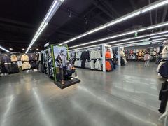 -迪卡侬(西三旗店)