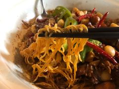 大理永平黄焖鸡配油煎面-泓0871臻选云南菜·味庄