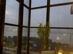 -江上荟·创意中国菜(绿地缤纷城店)