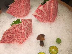 M12-余欢领鲜火锅(新街口店)