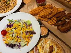 -必胜客(WOW贺州灵峰店)