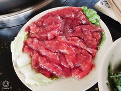 -茅草房·河畔园林火锅