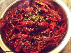 -巴厘龙虾·榜首油焖大虾(音乐学院·沿江酒馆店)