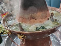 -一口猪海鲜浑锅·东北家常菜