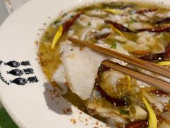 -渔语鱼新川菜Bistro(万象天地店)