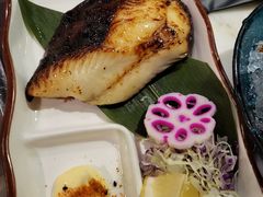 -家贺屋刺身寿司专门店