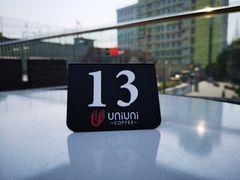 -UNI UNI(环亚凯瑟琳店)