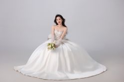 -MAO亲爱的猫婚纱摄影工作室