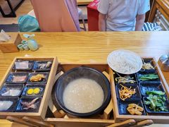 -勺子米线·云南传统小吃市集(四方街店)