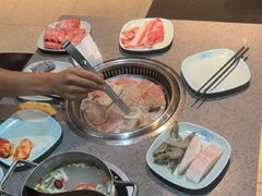 -金滏山·烤肉海鲜火锅自助(襄阳万达店)