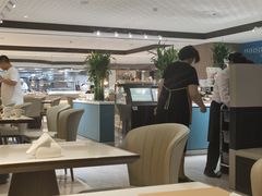 -晶丽香榭自助餐(南京大饭店)
