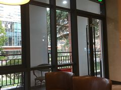 靠窗位-星巴克(上海交通大学店)
