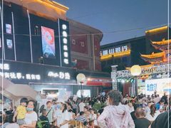 -一品江湖烧烤餐厅