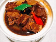 萝卜牛腩-十二粤味·顺德菜·烧鹅点心(五四广场店)