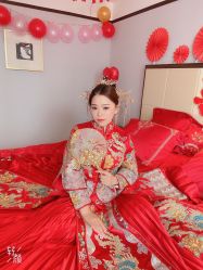 -艾米丽婚纱礼服