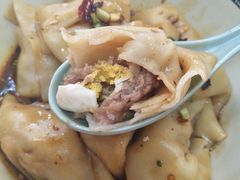 蛋黄鲜肉馄饨-饨顿香馄饨