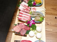 -明洞阿姨·韩式酱蟹烤肉·创意料理(三元桥店)