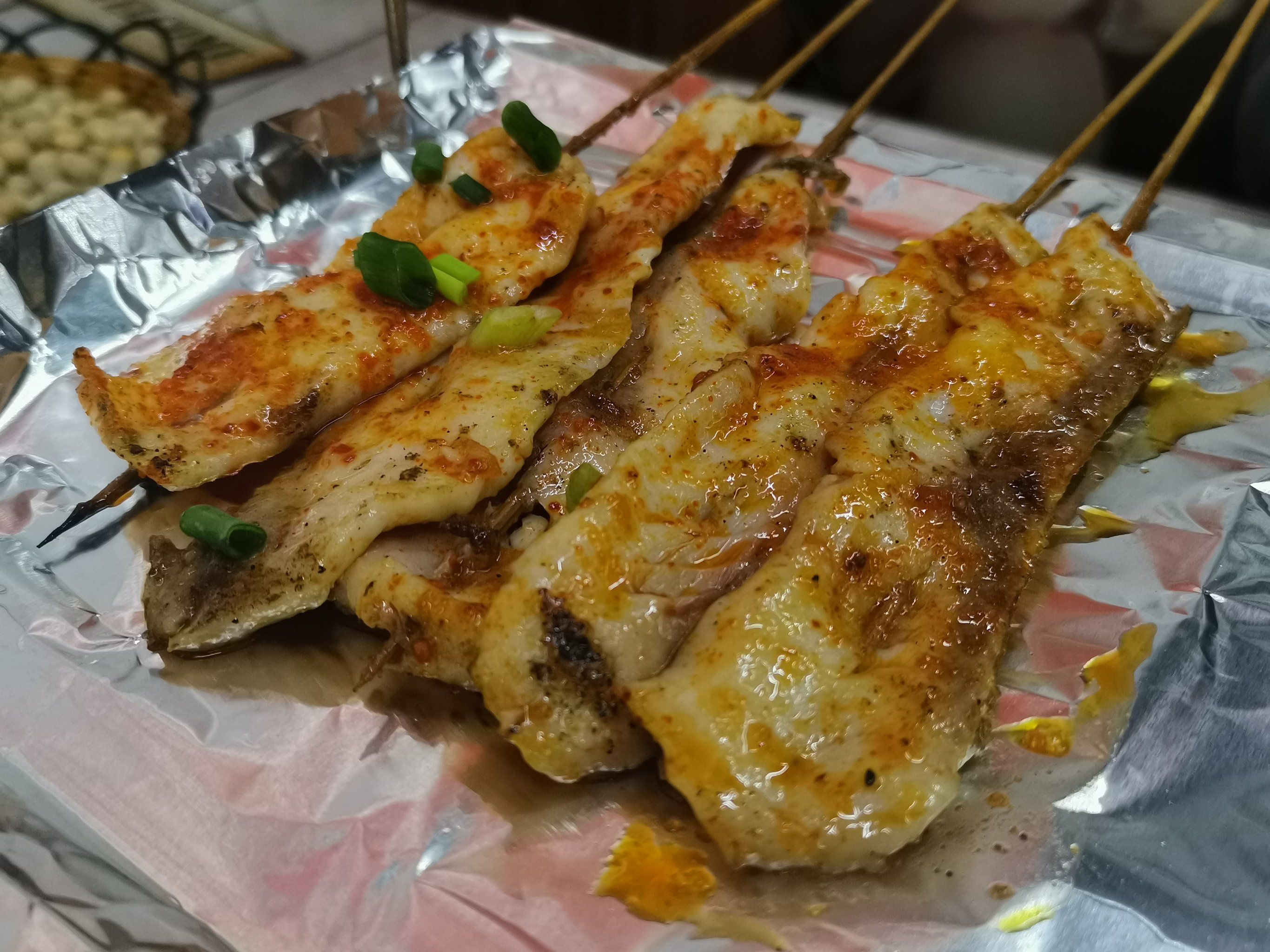 西昌小渔村麻辣鱼排开碗笑夜宵店的烧烤真香啊!