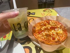 -乐凯撒披萨(国威电子商务大厦店)