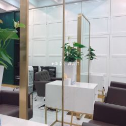 -悦Salon发型设计