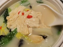 海鲜汤烧时蔬-大树餐厅(益田假日店)