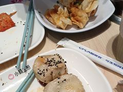 -小杨生煎(金山百联购物中心3楼店)