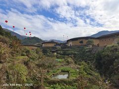 -初溪土楼群