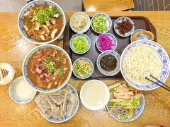 -门框胡同百年卤煮(新街口店)