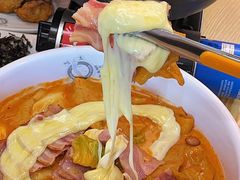 -火鸡爪东大门猎奇炒年糕
